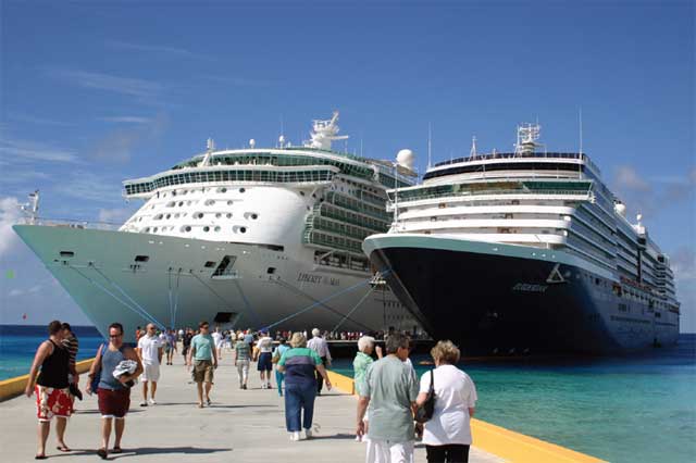 Grand Turk welcomes over 700,000 tourists per year. 